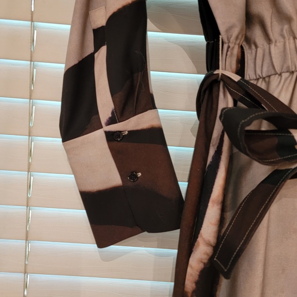 Banana Republic TENCEL™ Long Sleeve Midi Dress Size Small Neutral Print NWOT NEW - Picture 5 of 6